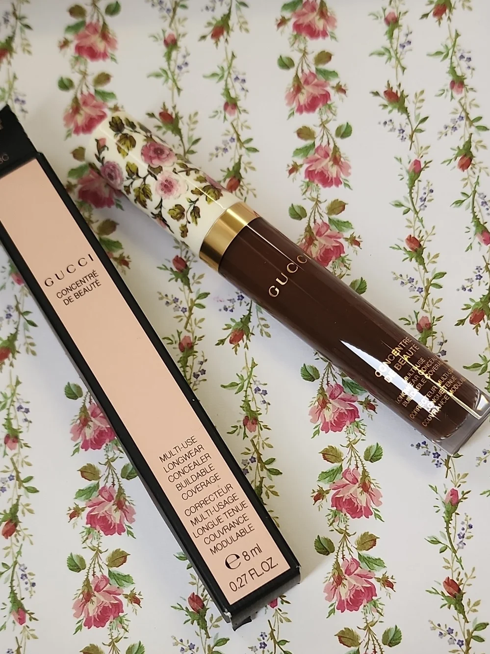Gucci Concentré de Beauté Longwear Concealer 58C - Brown with Floral Cap